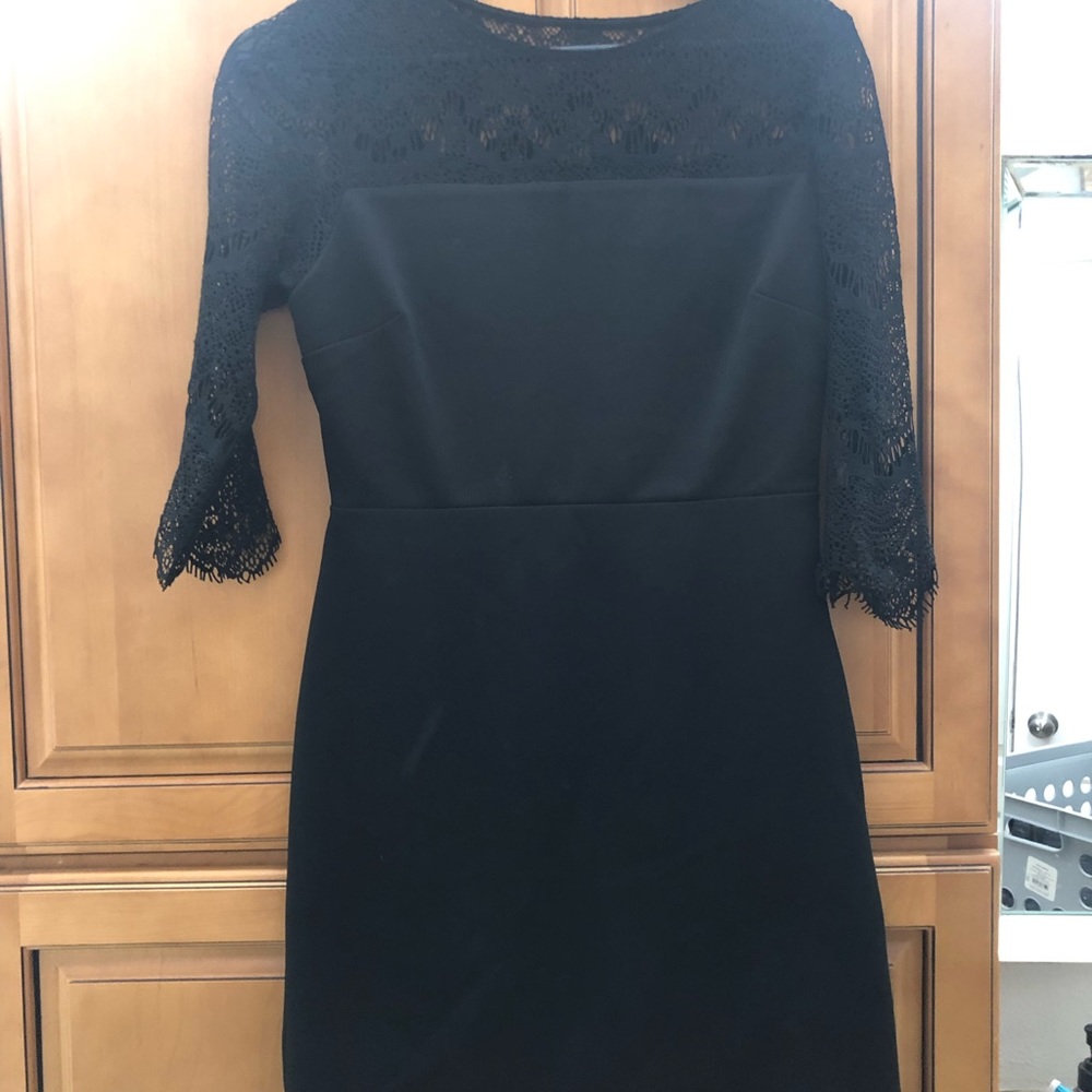 Black express size 6 lace dress.